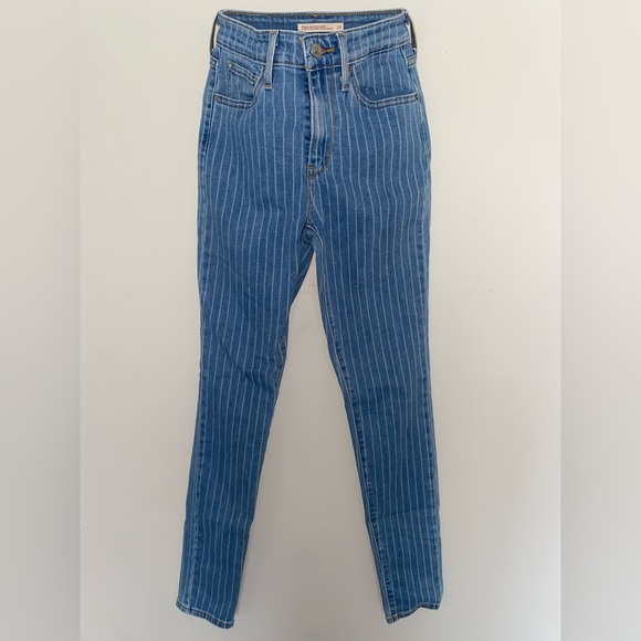 Authentic Levi’s 721 pinstripe slim fit jeans (24) - Picture 5 of 5